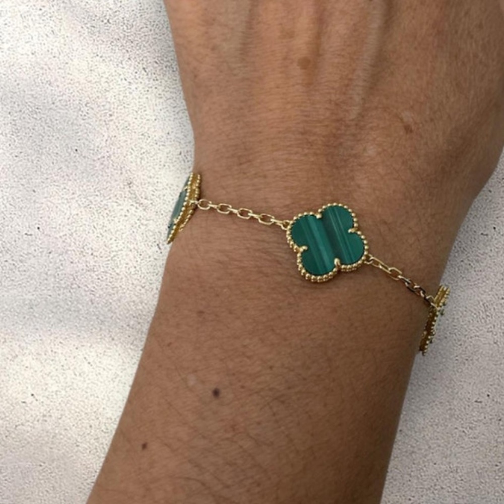 Alhambra Green Clover Bracelet - Picture 4 of 5